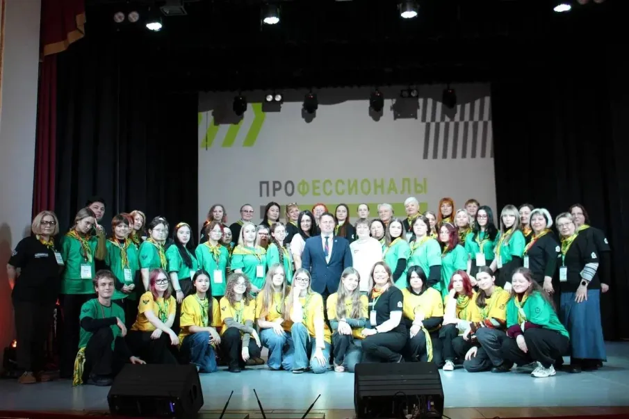 В Семенове проводится заключительный этап Всероссийского чемпионата «Профессионалы» по компетенции «Художественная роспись по дереву»